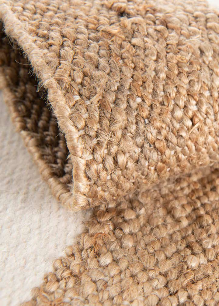2' 7 x 10' Hand Woven Jill Zarin Hamptons Runner Rug