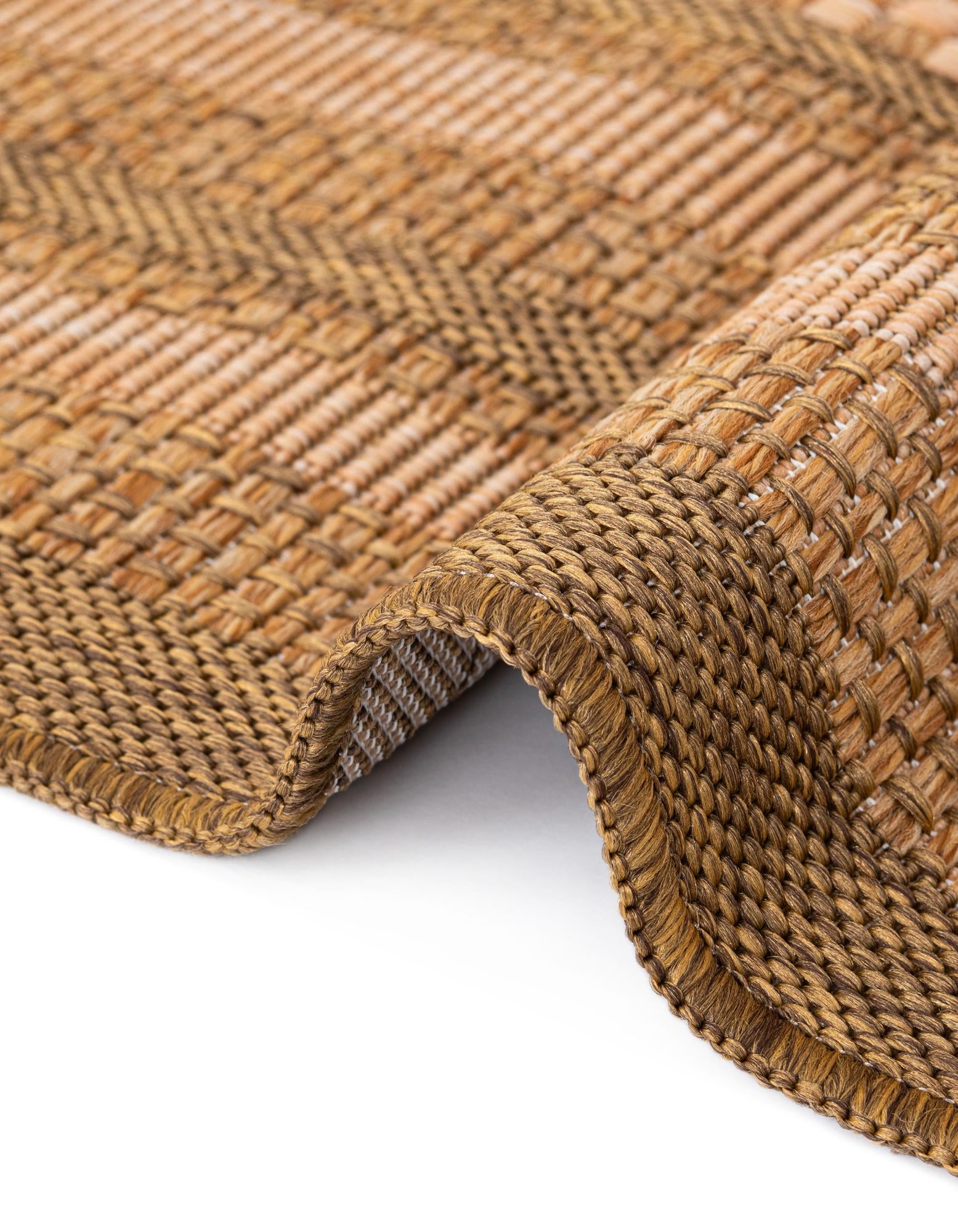 6' x 6' Easy-Clean Border Indoor / Outdoor Square Rug