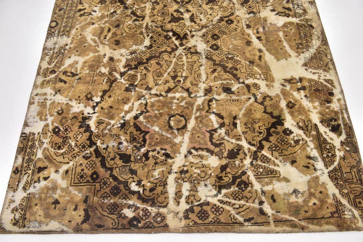 Detail image of 4' 9 x 5' 9 Hand Knotted Ultra Vintage Persian Wool Square Rug
