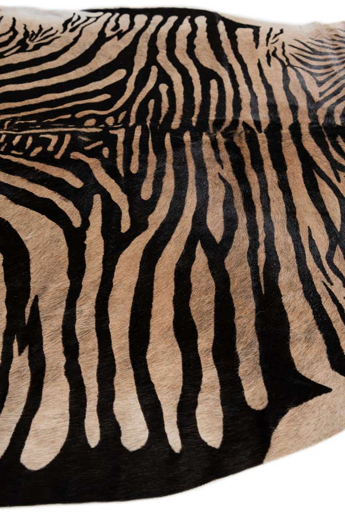 6' 3 x 7' Cowhide Leather Freeform Rug