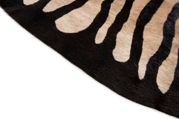6' 3 x 7' Cowhide Leather Freeform Rug