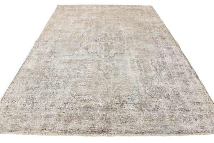 Detail image of 7' 8 x 10' 9 Hand Knotted Ultra Vintage Persian Wool Rug