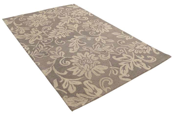 5' 1 x 8' Agra Wool Rug