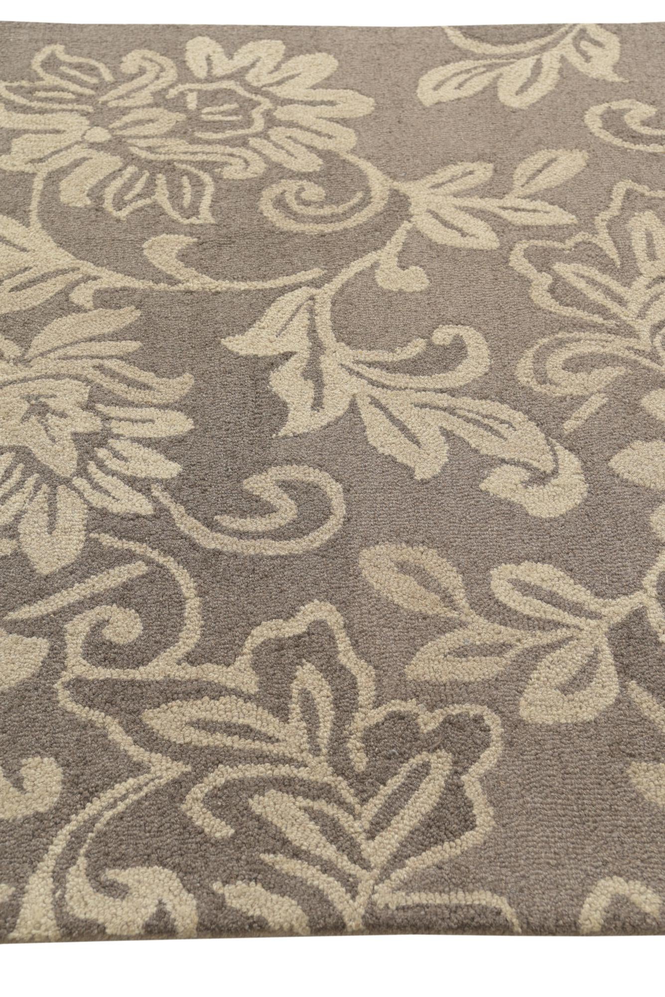 5' 1 x 8' Agra Wool Rug
