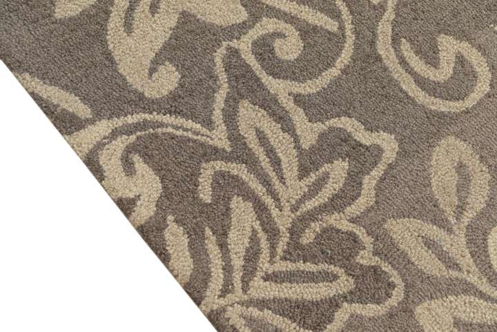 5' 1 x 8' Agra Wool Rug