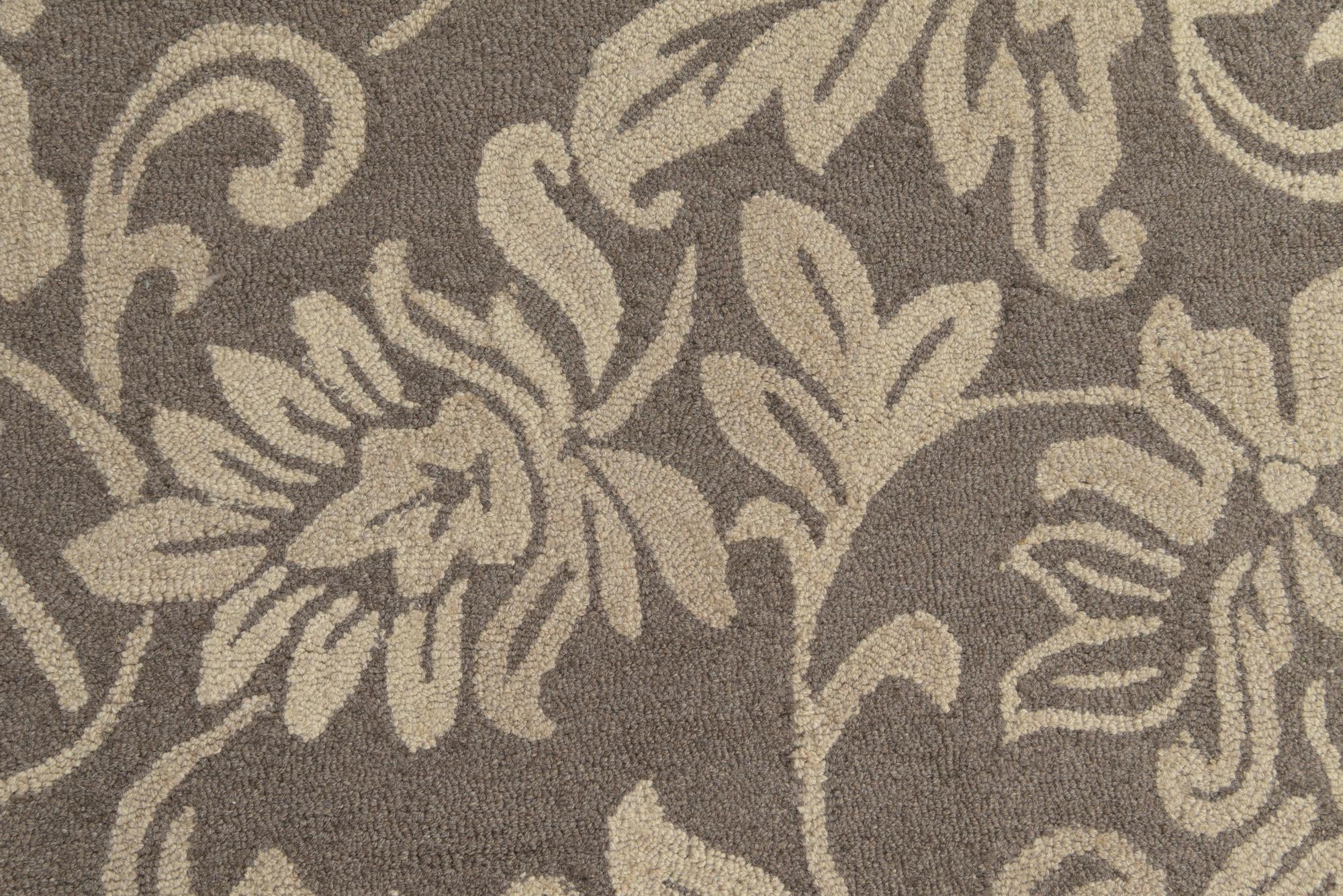 5' 1 x 8' Agra Wool Rug