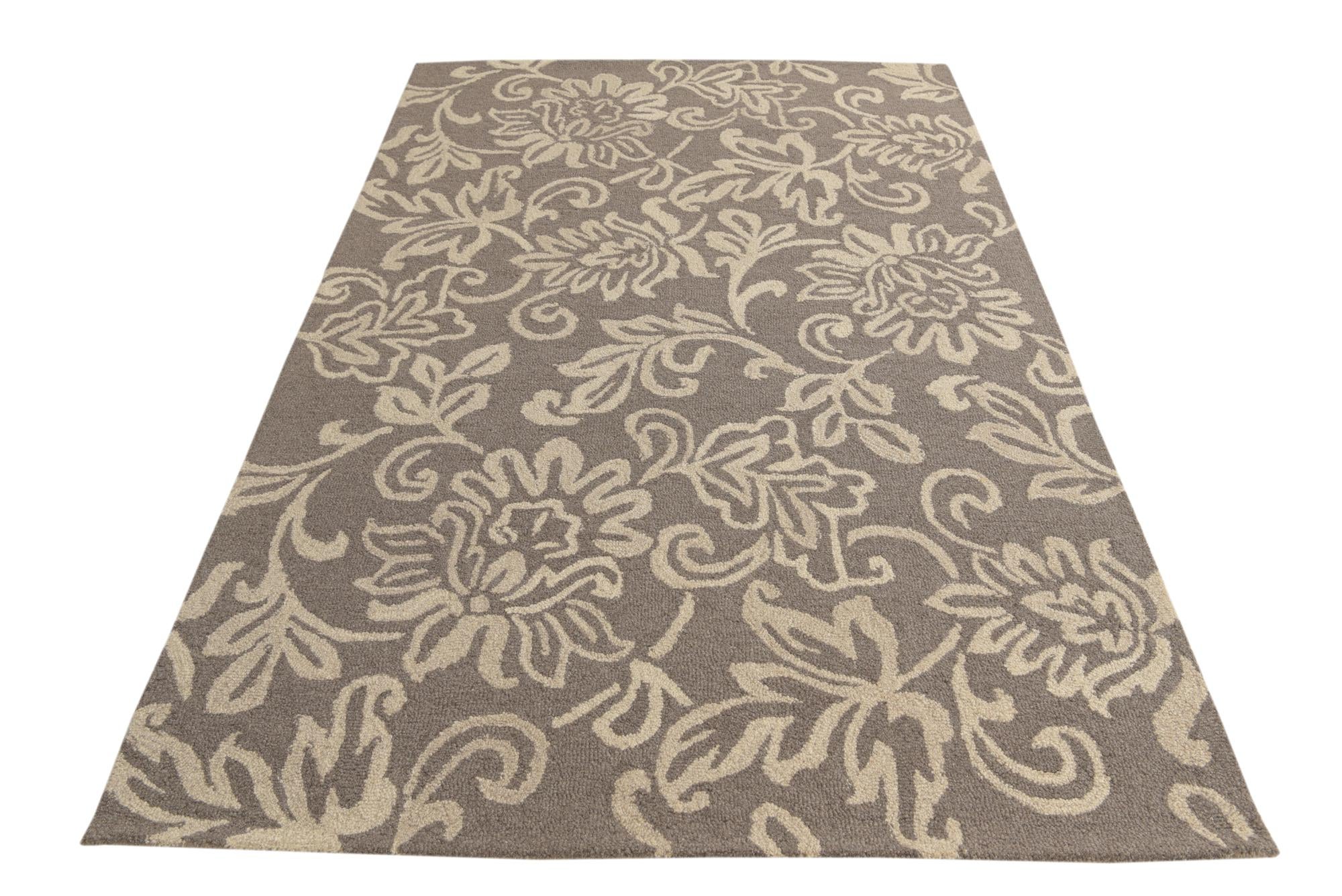 5' 1 x 8' Agra Wool Rug