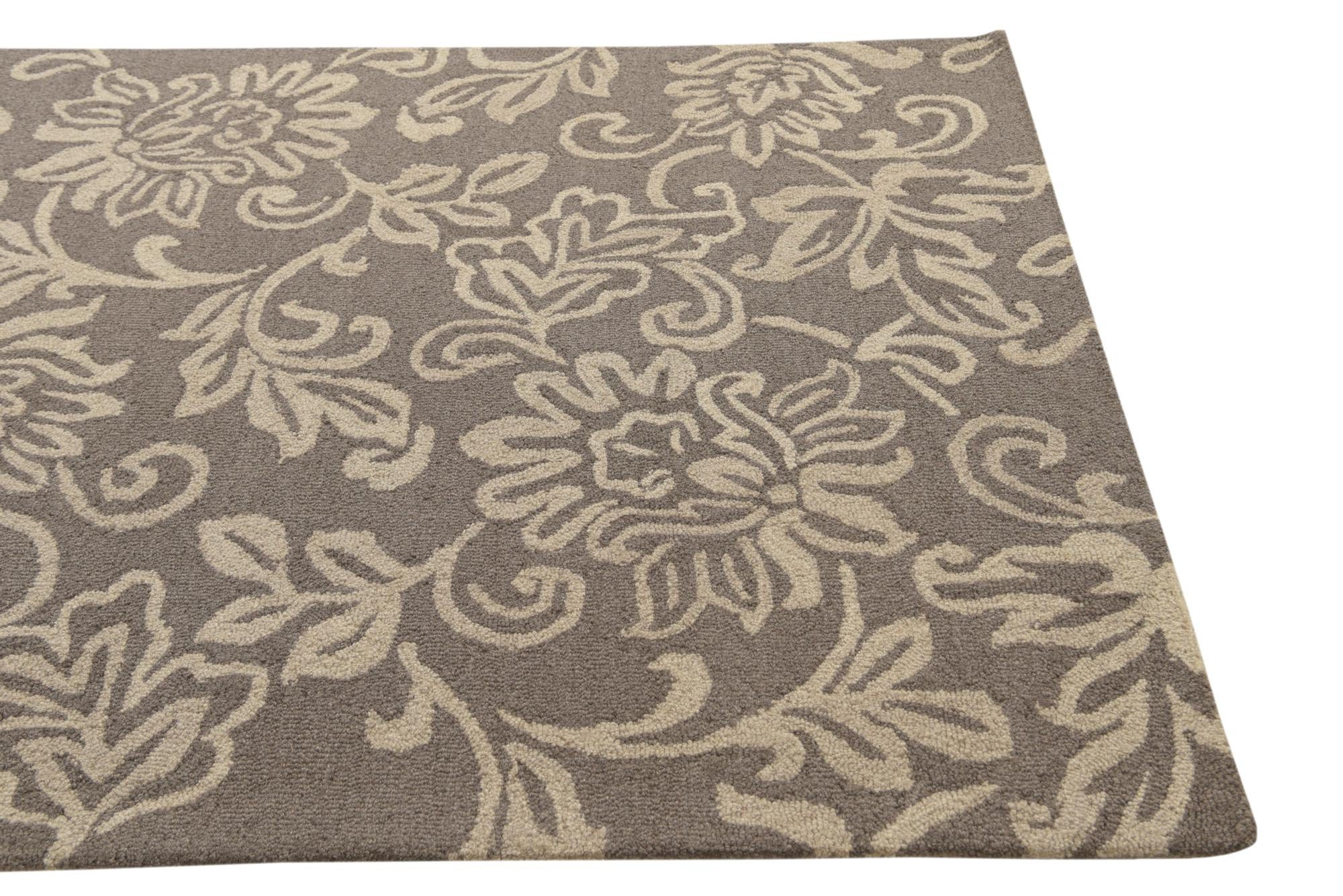 5' 1 x 8' Agra Wool Rug