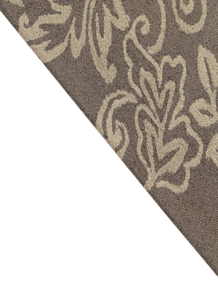 Detail image of 5' 1 x 8' Agra Wool Rug