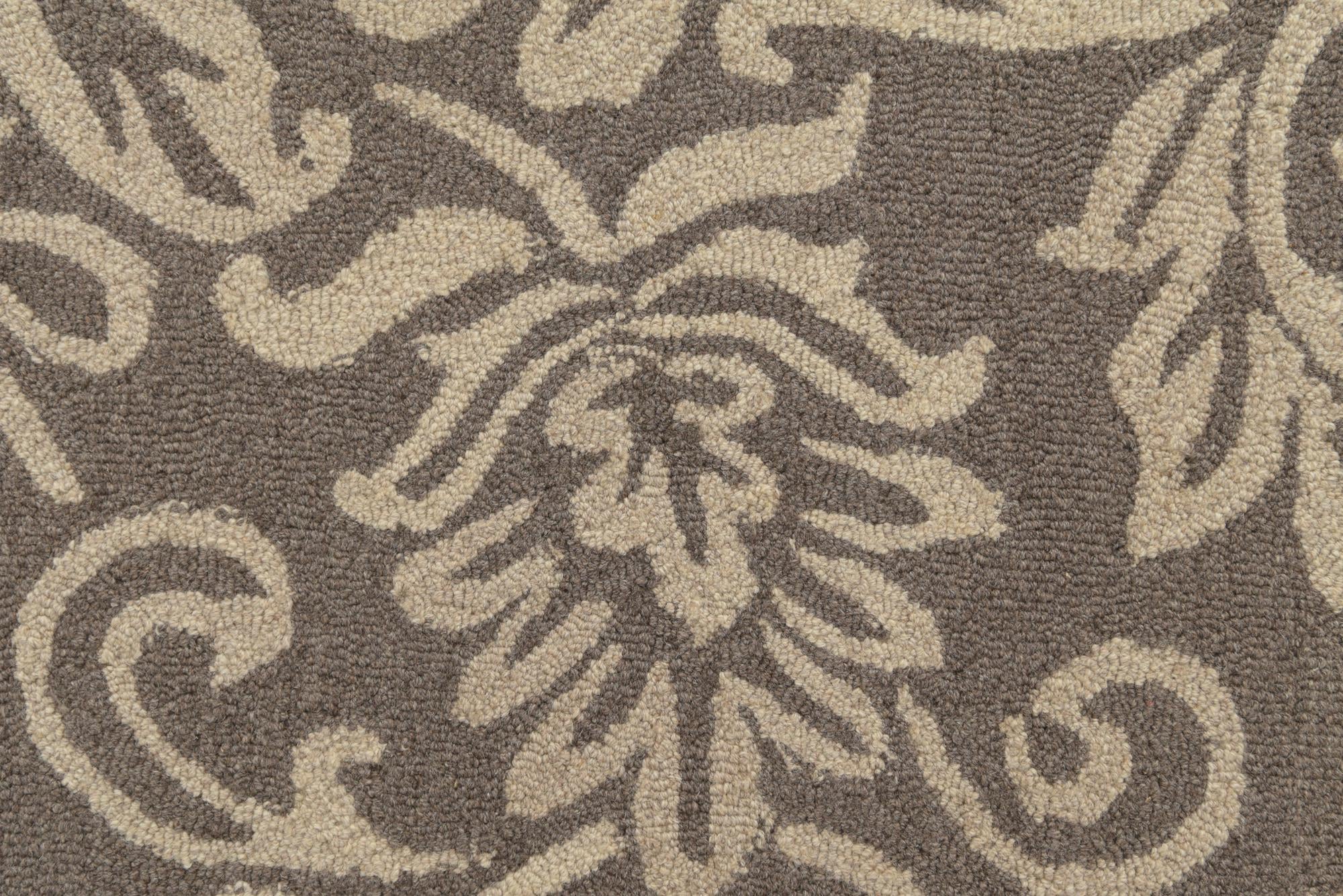 5' 1 x 8' Agra Wool Rug