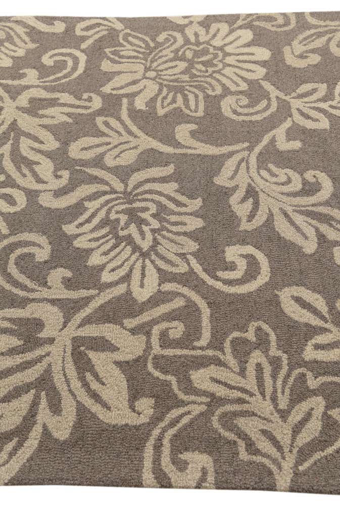 5' x 8' Agra Wool Rug