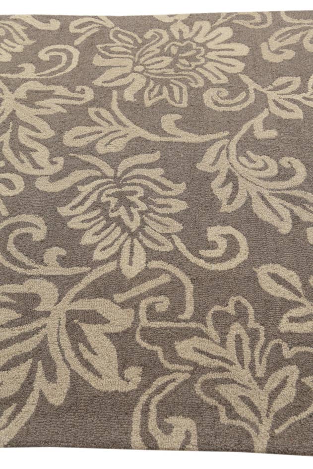 Detail image of 5' x 8' Agra Wool Rug