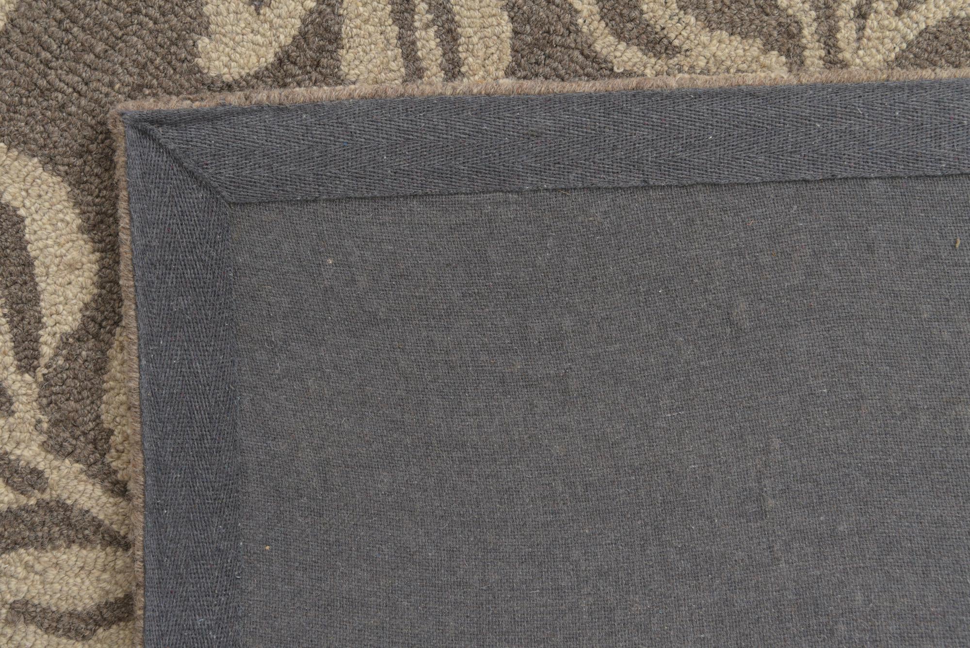 5' x 8' Agra Wool Rug