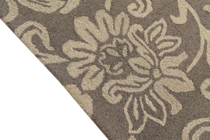 5' 1 x 8' Agra Wool Rug