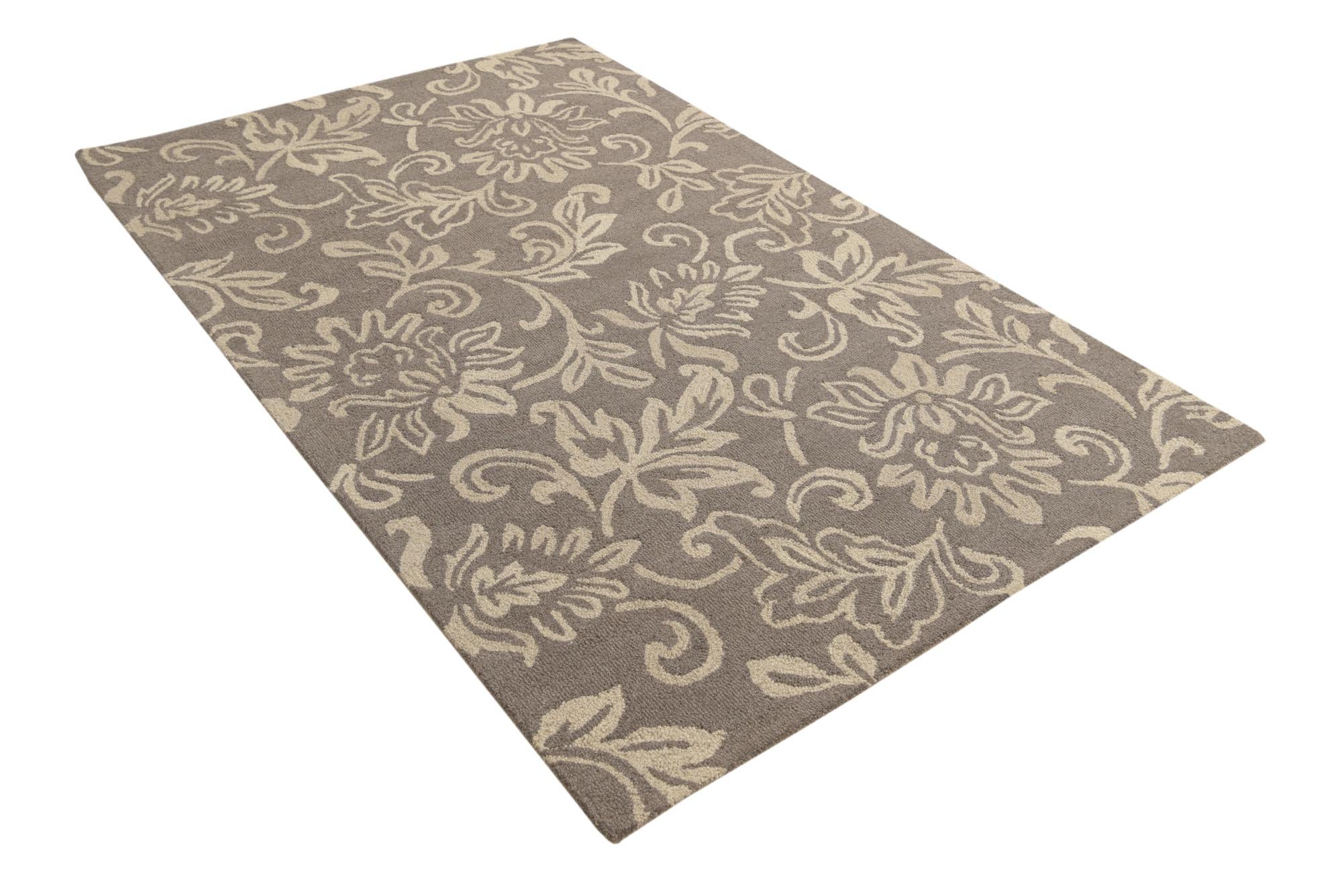 5' 1 x 8' Agra Wool Rug