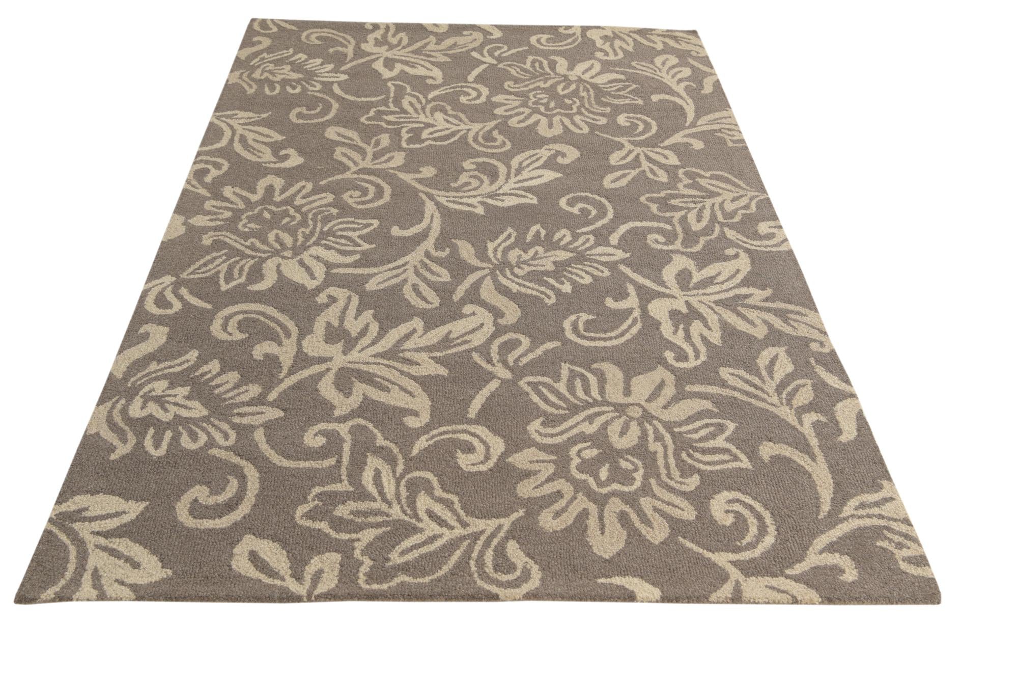 5' 1 x 8' Agra Wool Rug