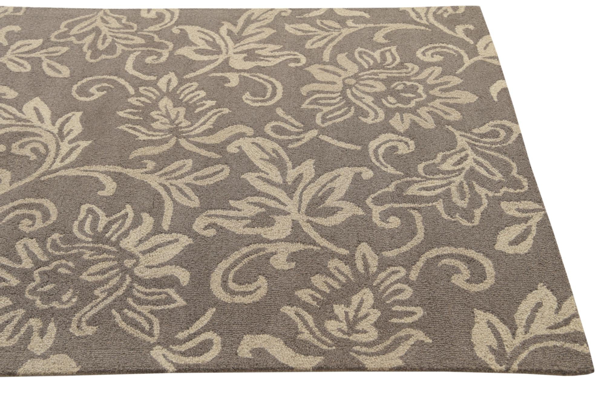 5' 1 x 8' Agra Wool Rug
