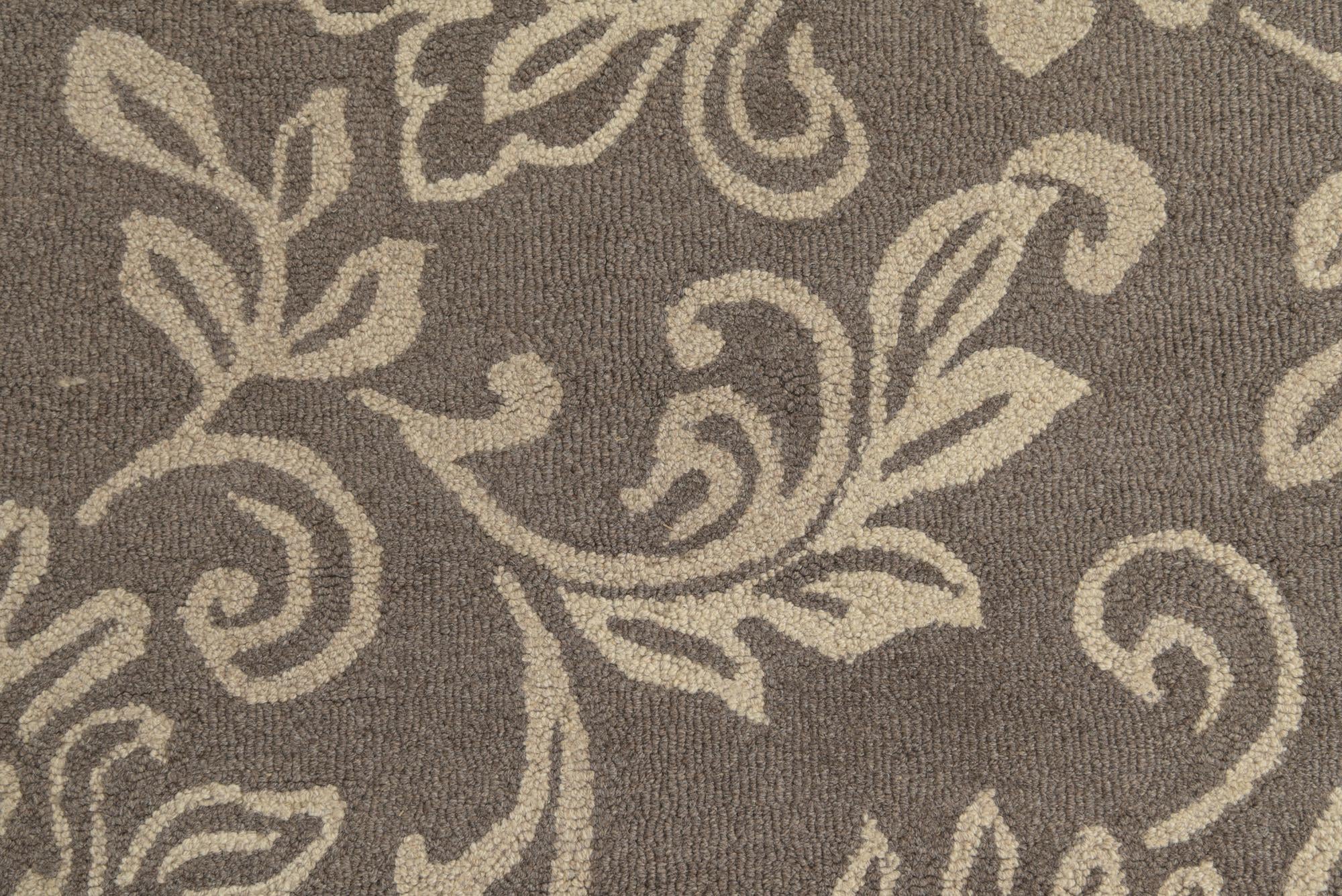 5' 1 x 8' Agra Wool Rug