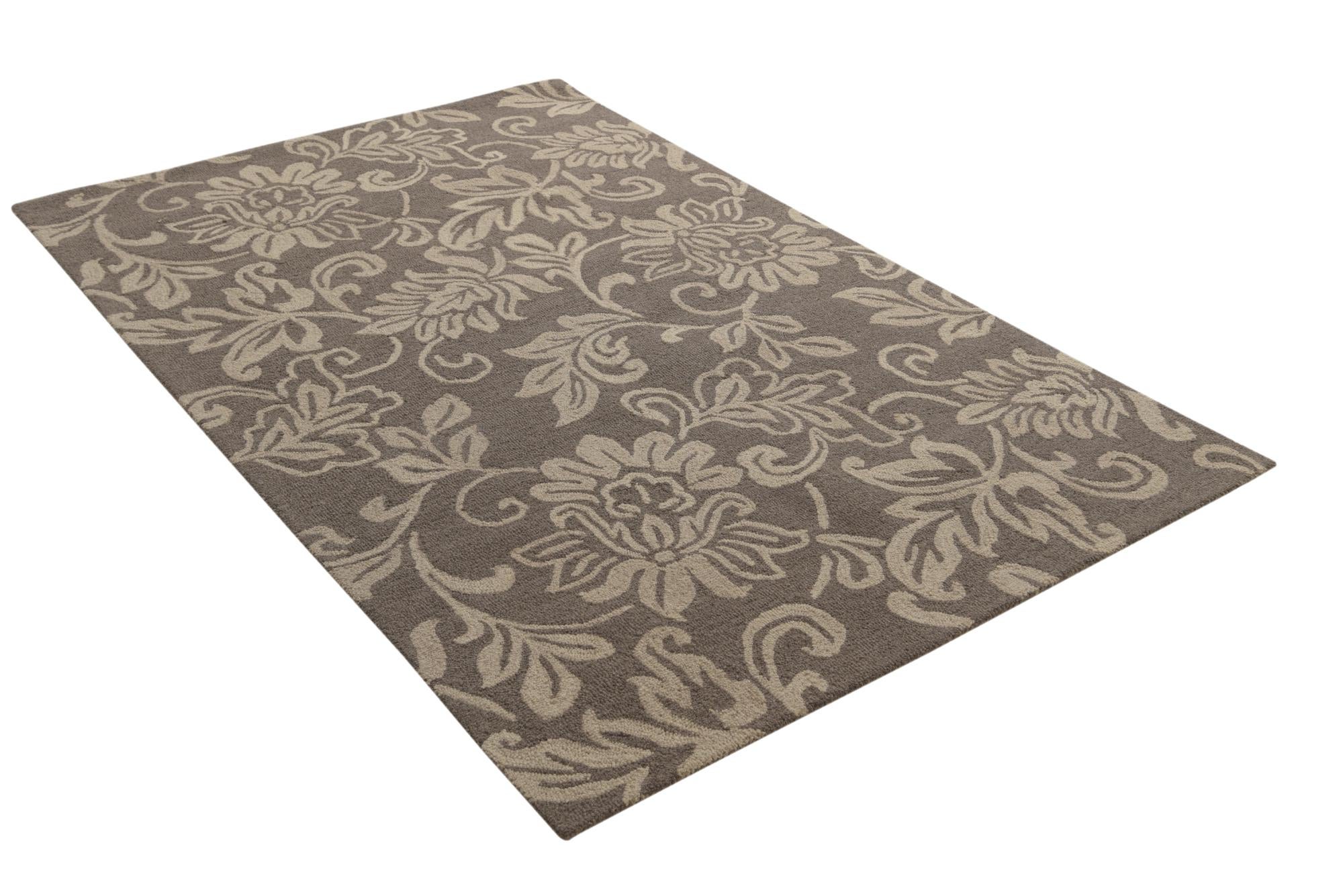 5' x 8' Agra Wool Rug