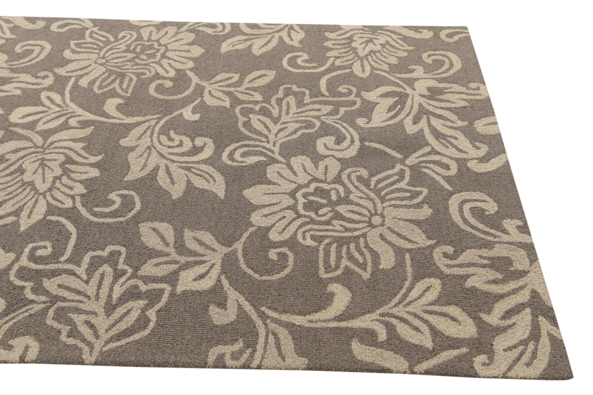 5' x 8' Agra Wool Rug