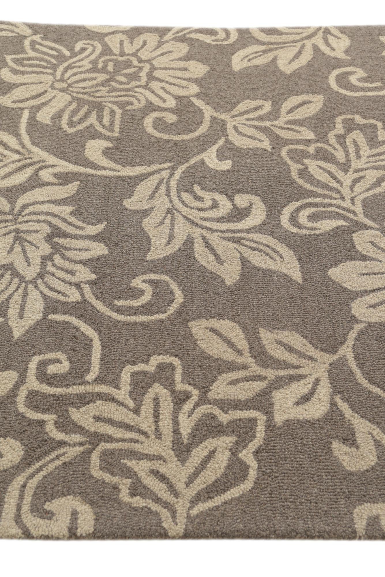 5' x 8' Agra Wool Rug