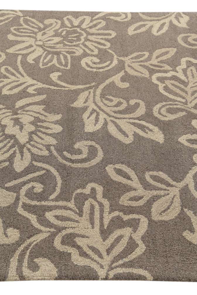5' x 8' Agra Wool Rug