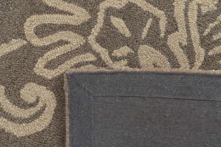 5' x 8' Agra Wool Rug
