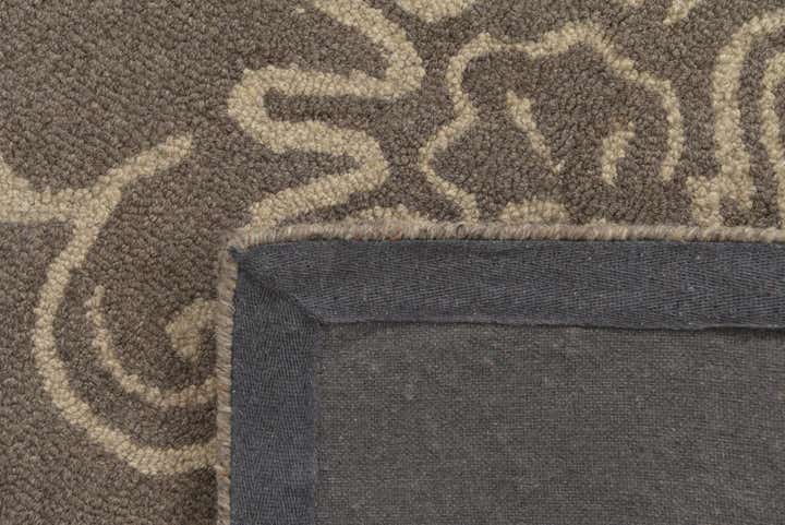 5' 2 x 8' Agra Wool Rug