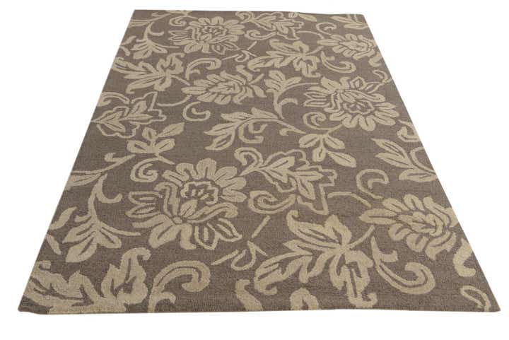 5' x 7' 10 Agra Wool Rug