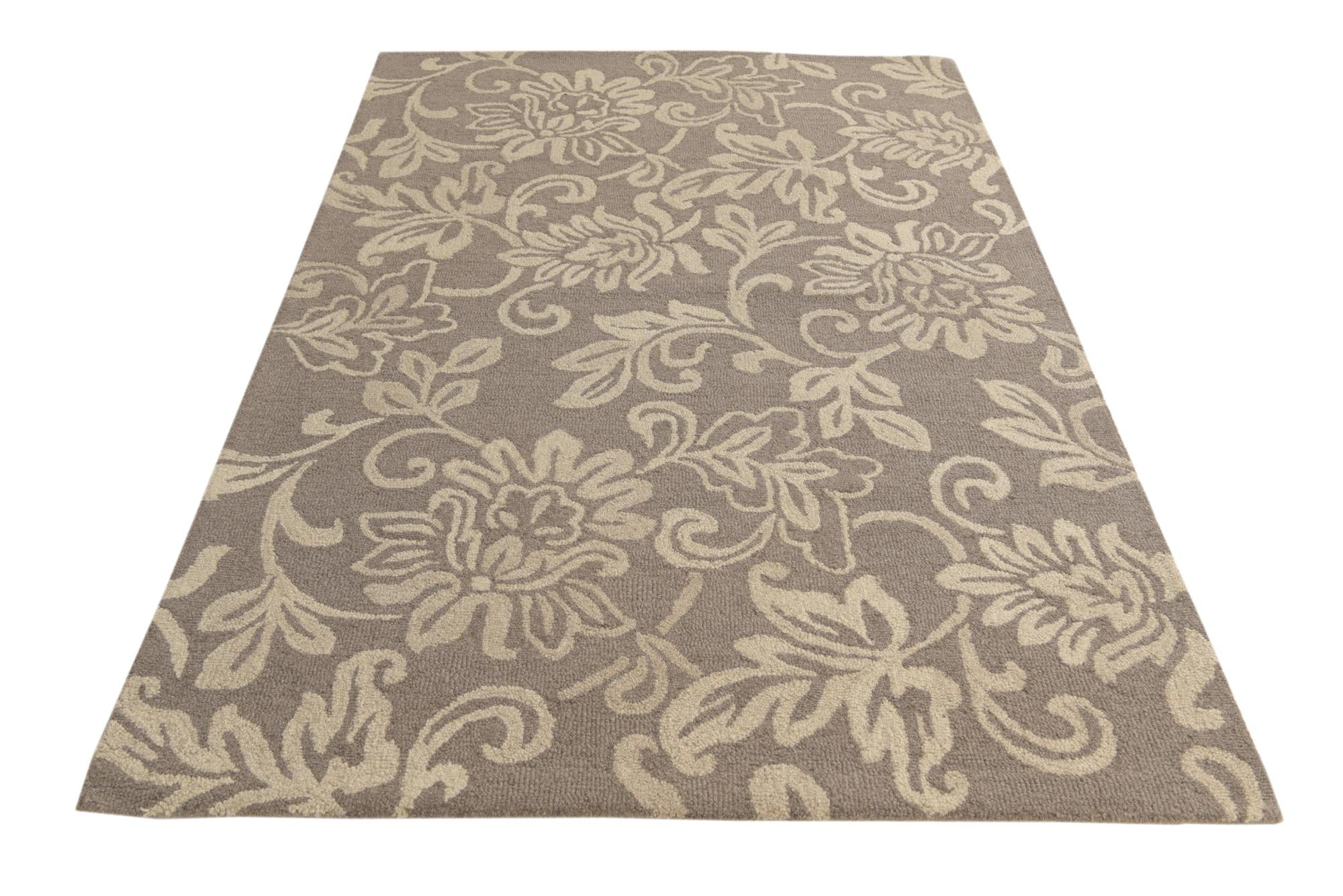 5' x 8' Agra Wool Rug