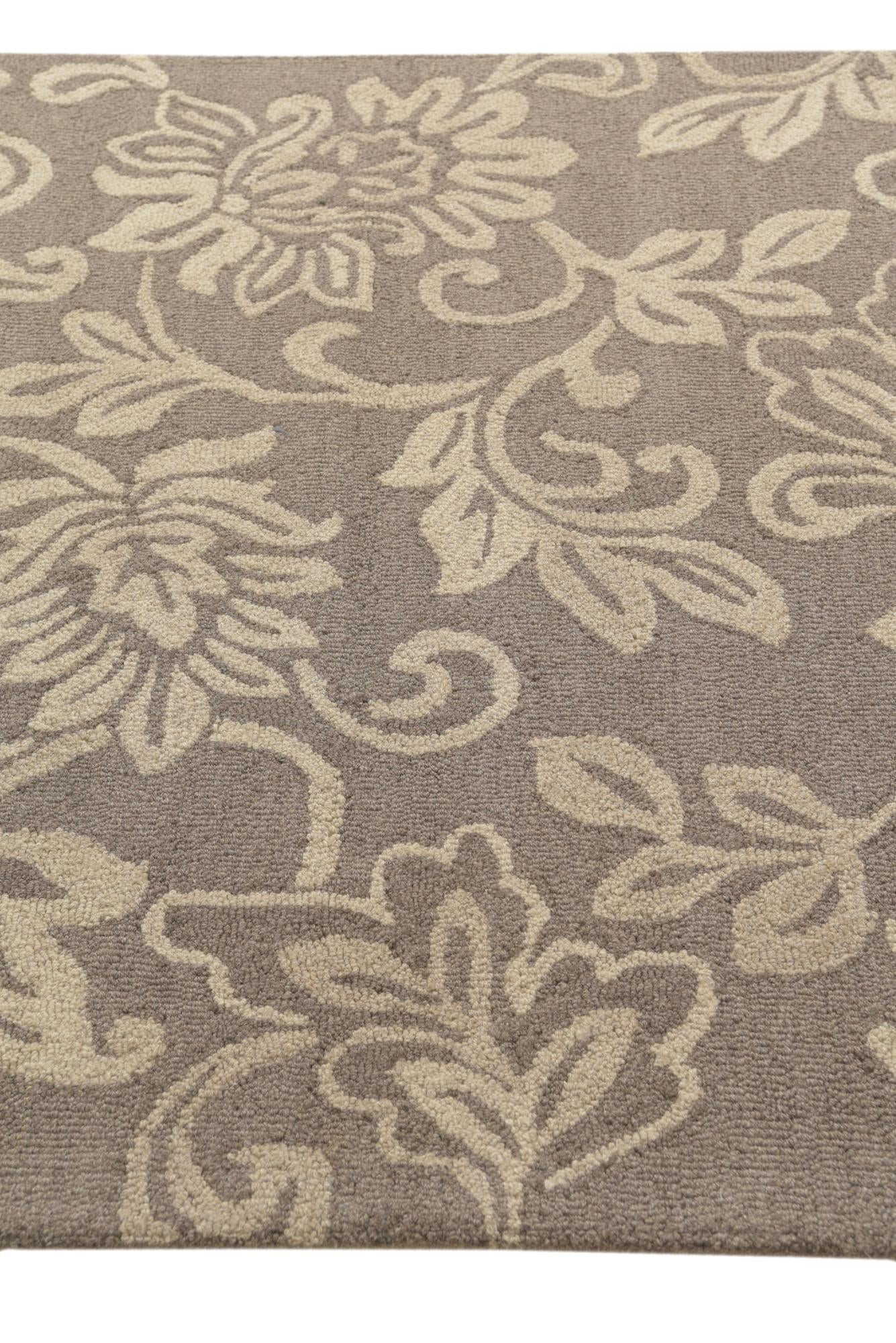 5' x 8' Agra Wool Rug