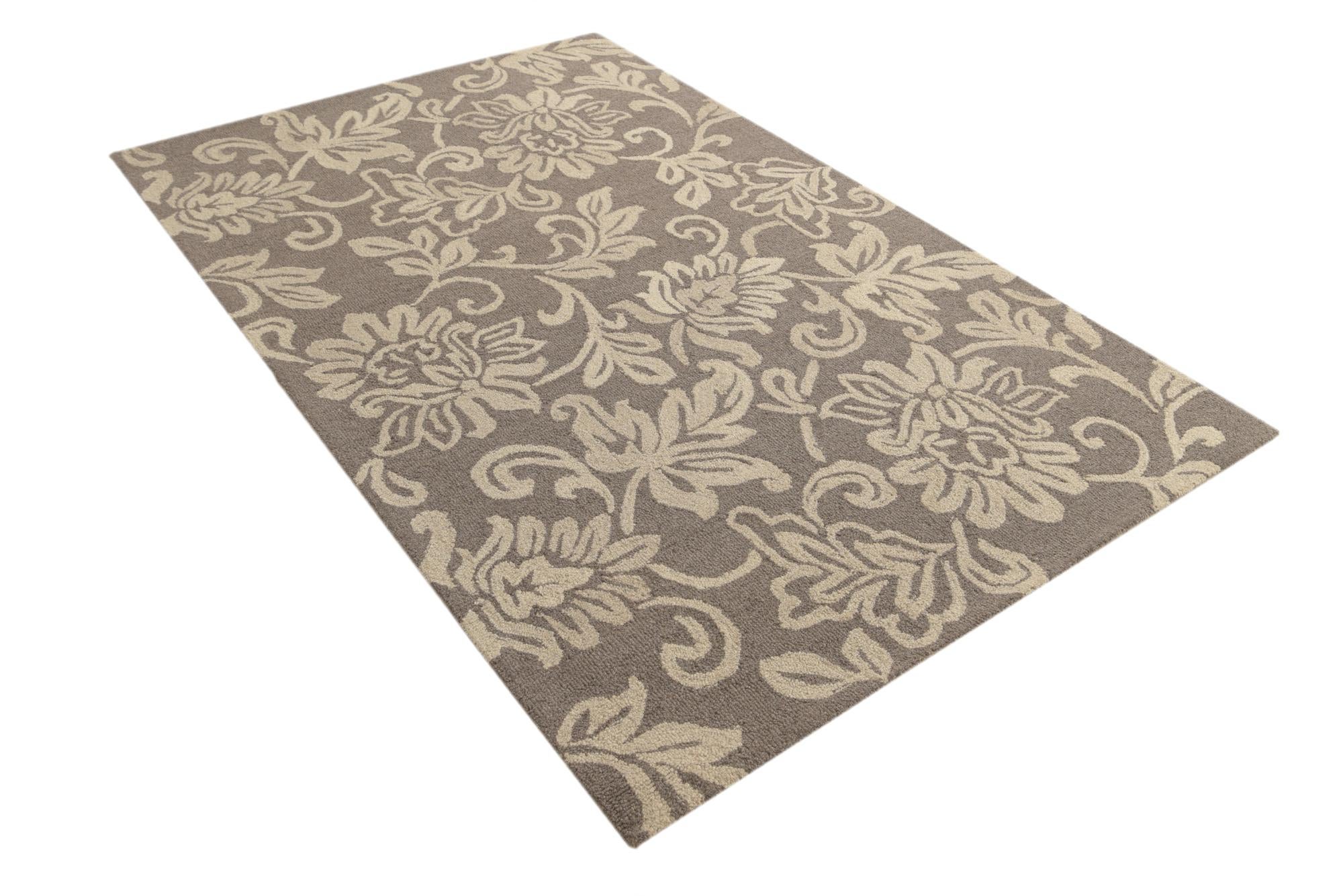 5' 1 x 8' Agra Wool Rug