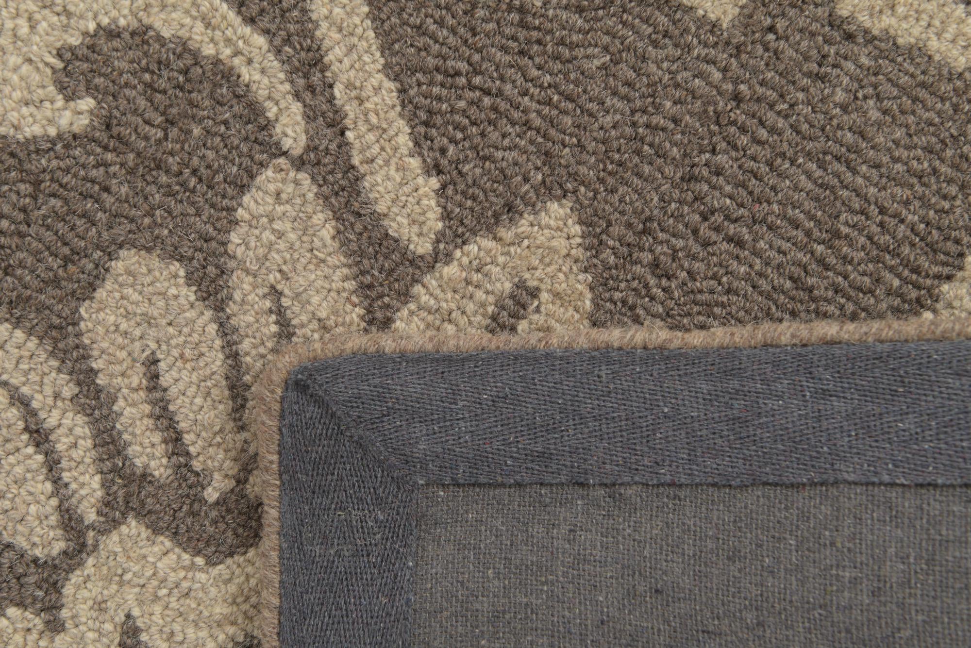 5' 1 x 8' Agra Wool Rug