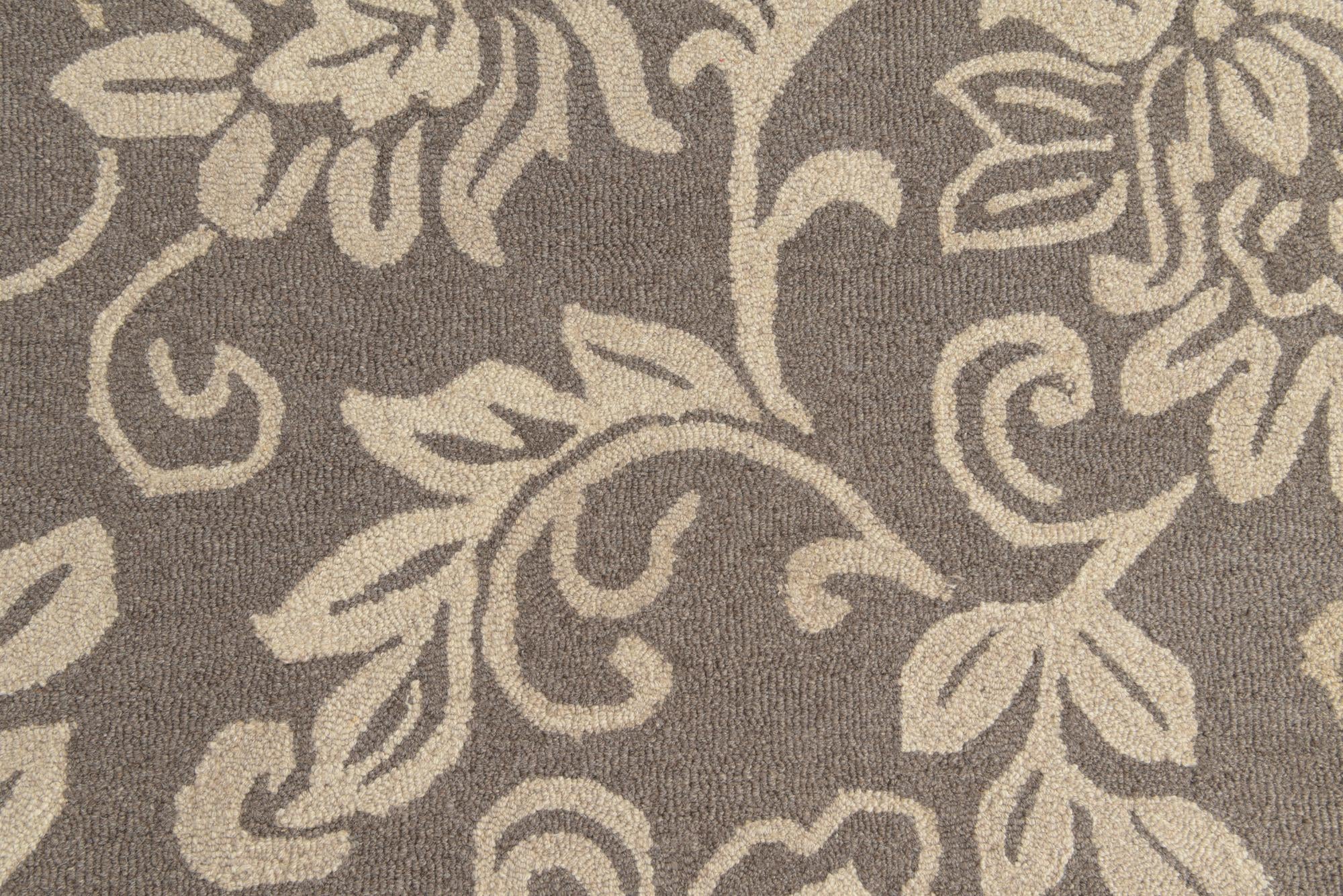 5' x 8' Agra Wool Rug