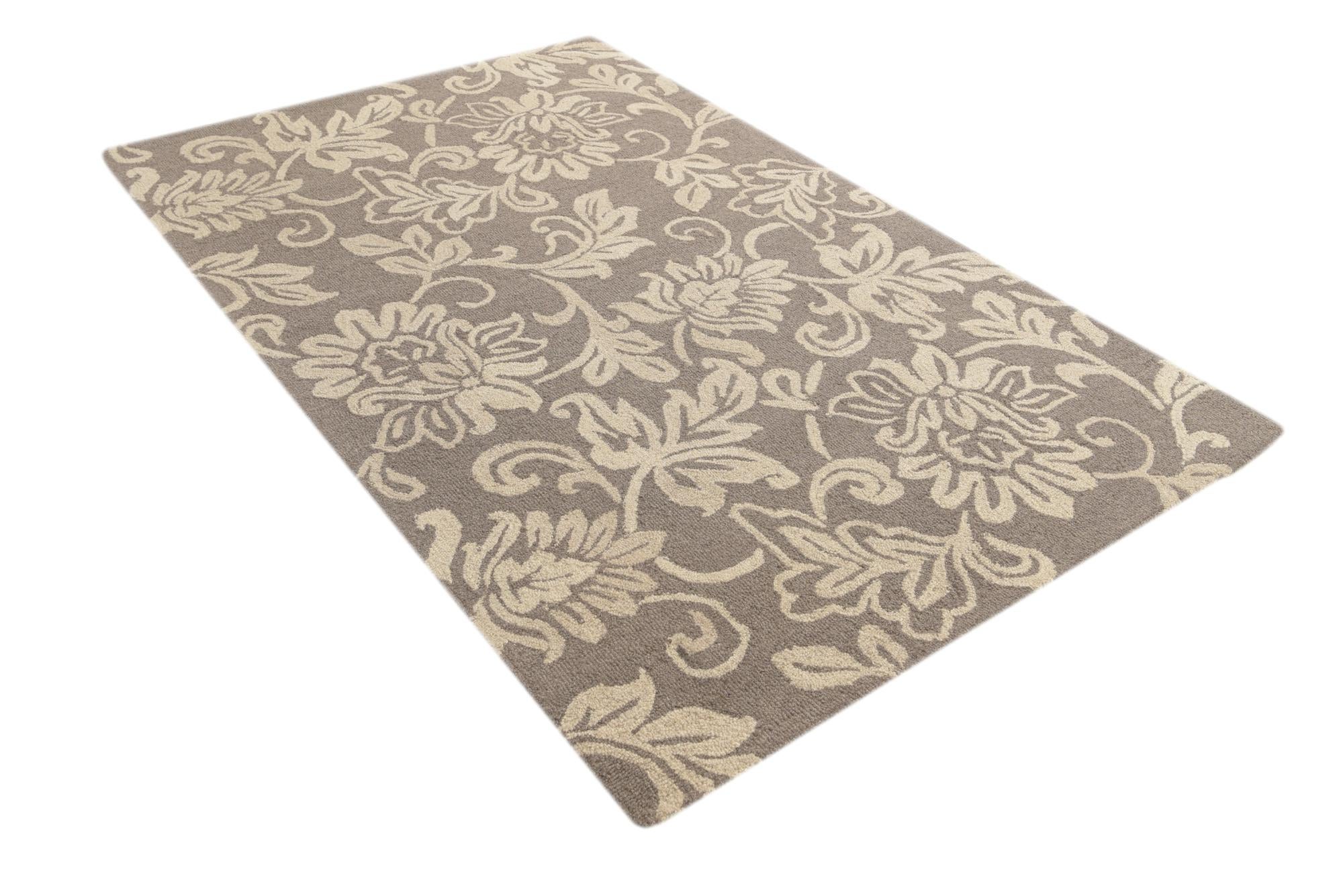 5' 1 x 8' Agra Wool Rug