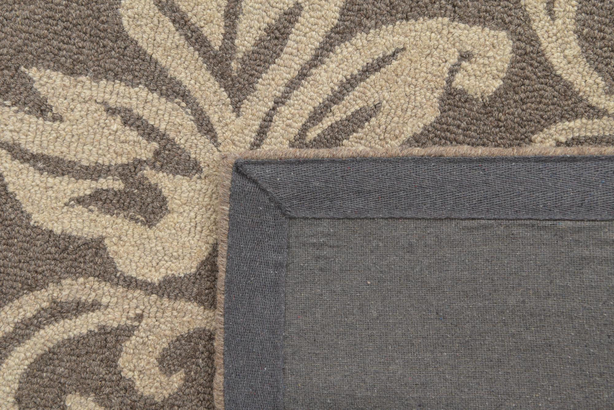 5' 1 x 8' Agra Wool Rug
