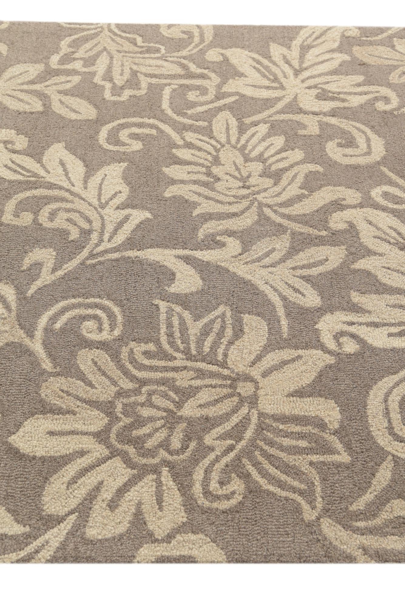 5' x 8' Agra Wool Rug