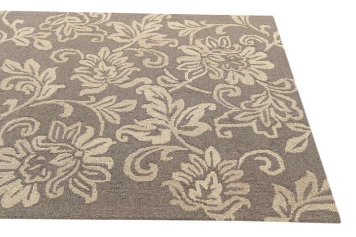 5' x 8' Agra Wool Rug