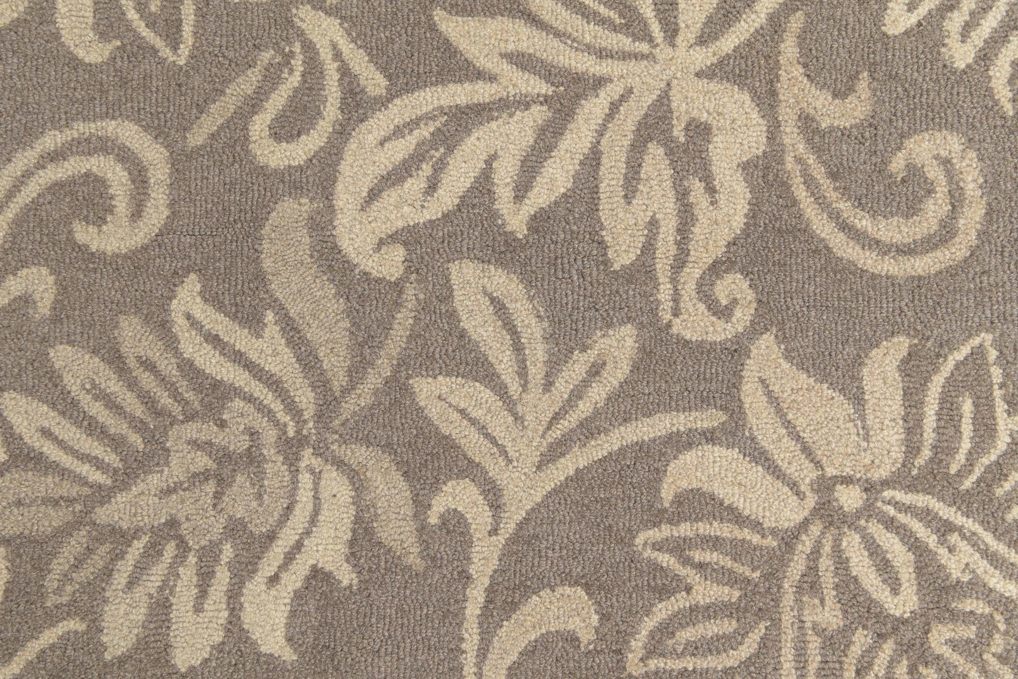 5' x 7' 10 Agra Wool Rug