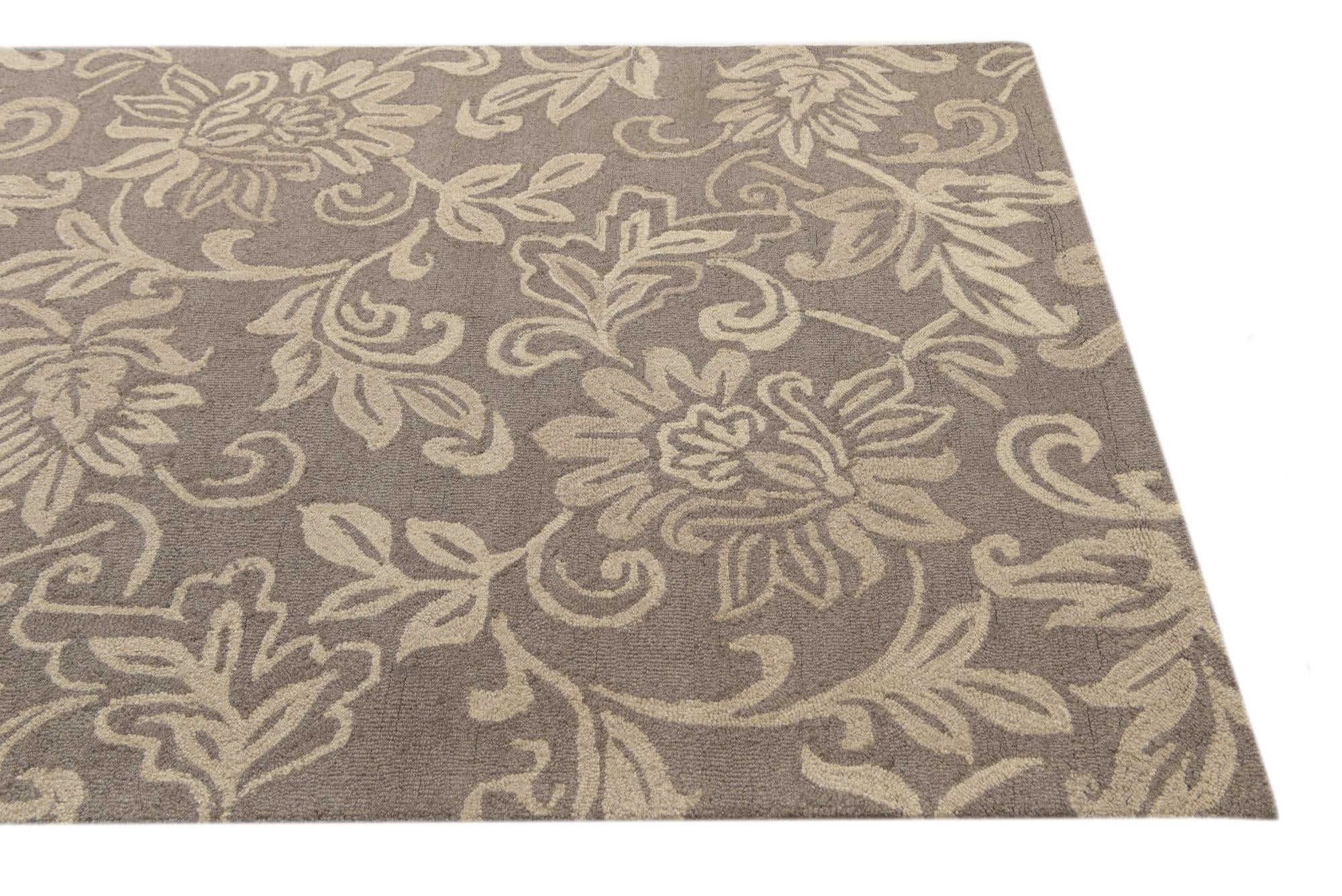 5' x 8' Agra Wool Rug