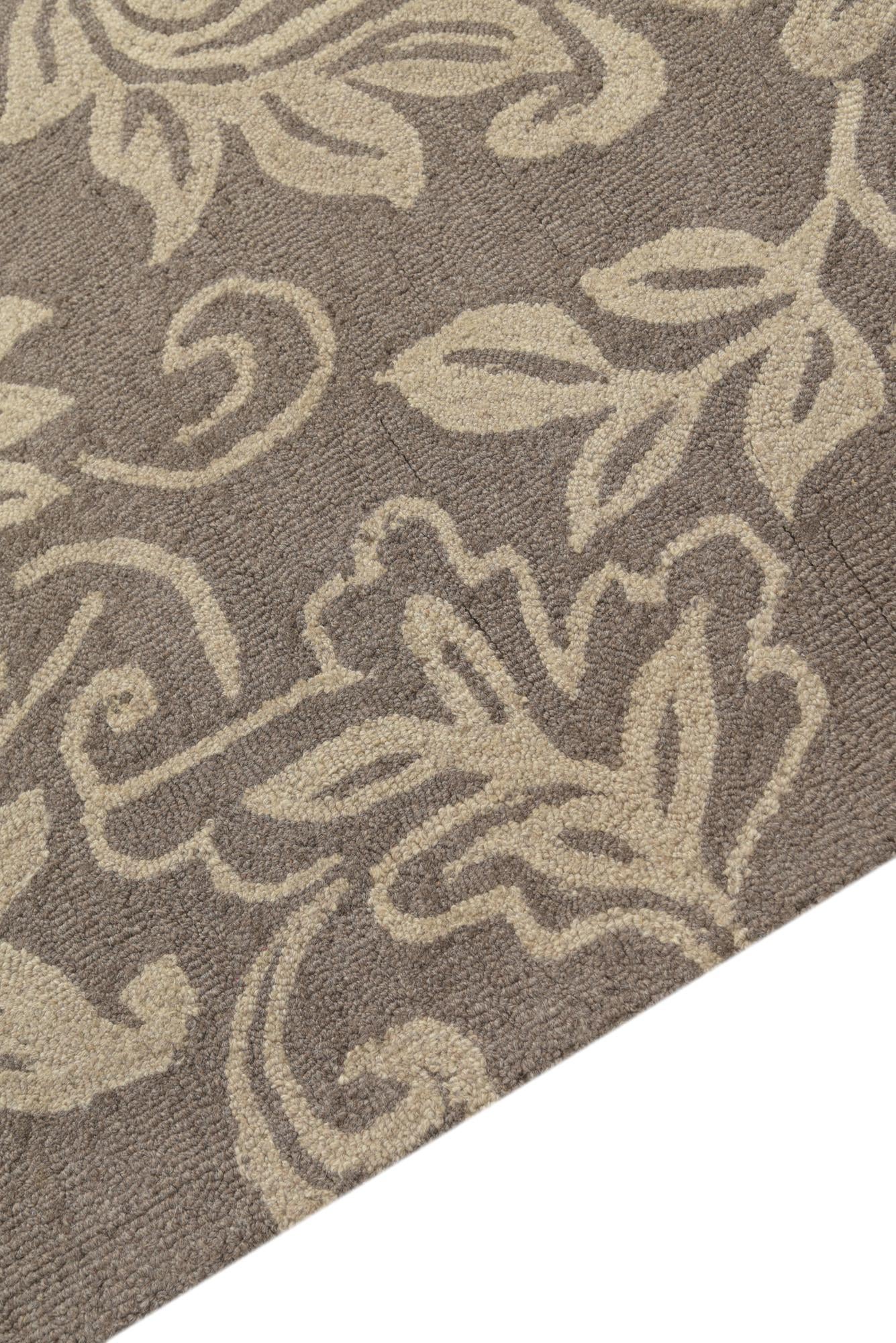 5' x 8' Agra Wool Rug
