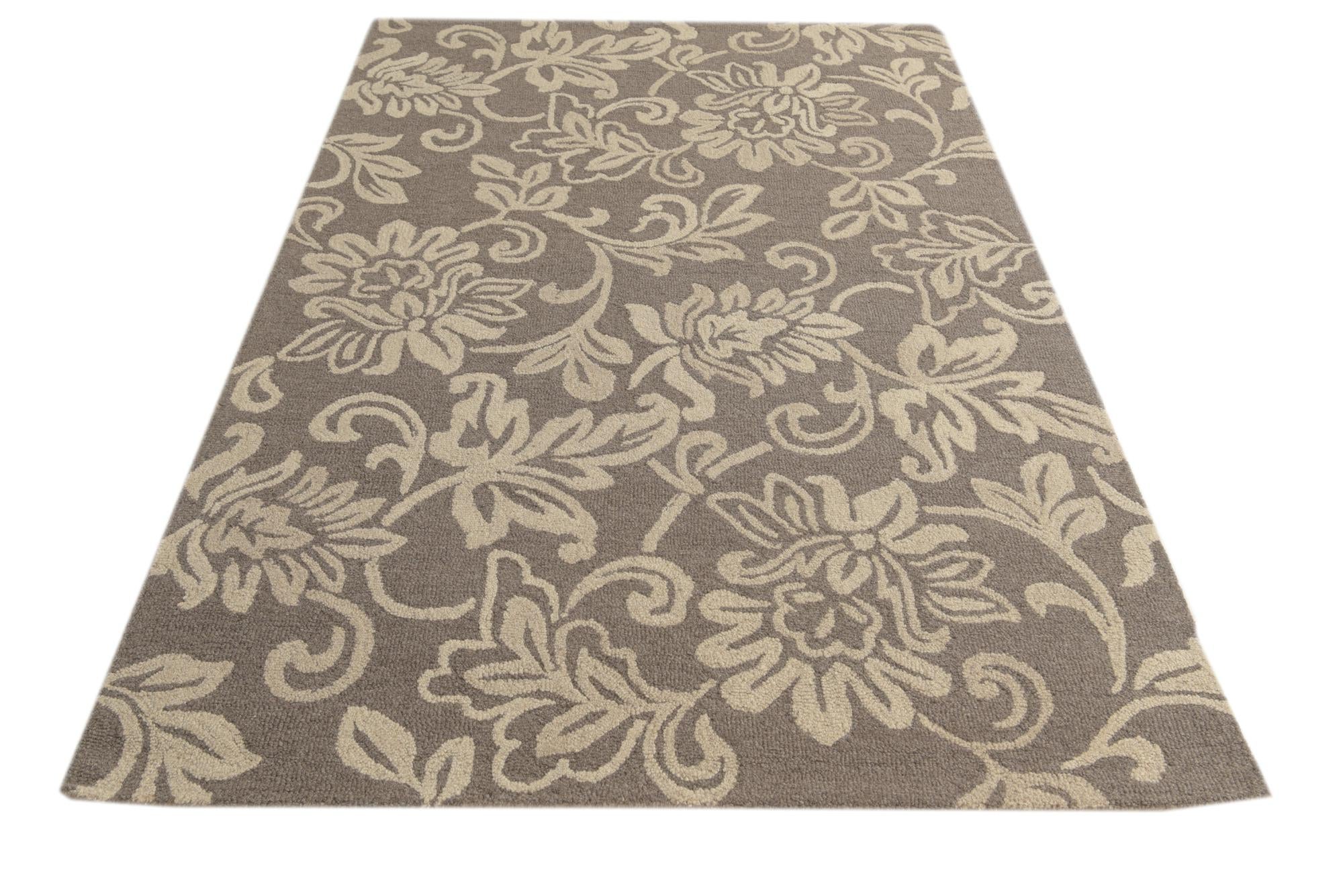 5' x 8' Agra Wool Rug