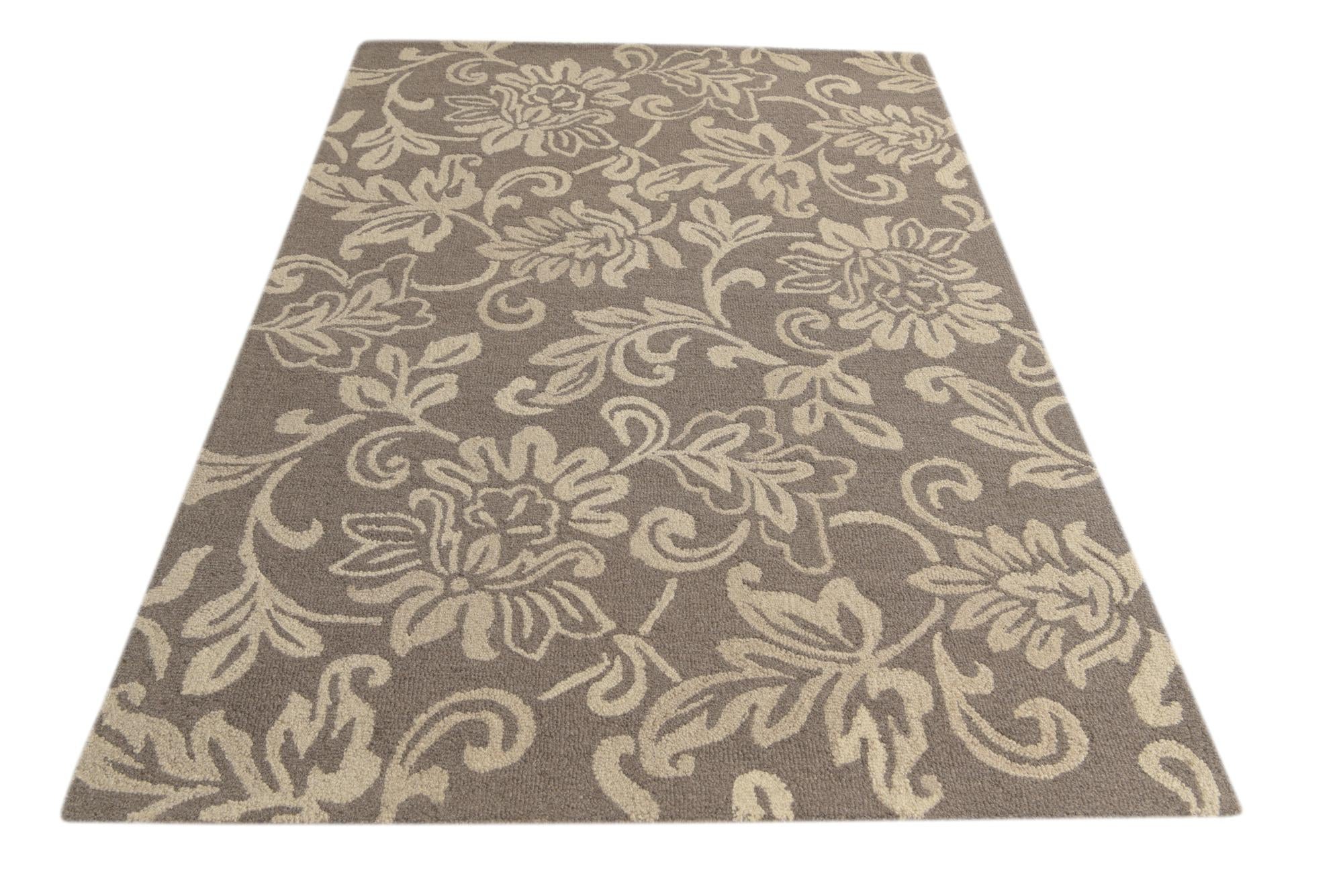 5' 1 x 8' Agra Wool Rug