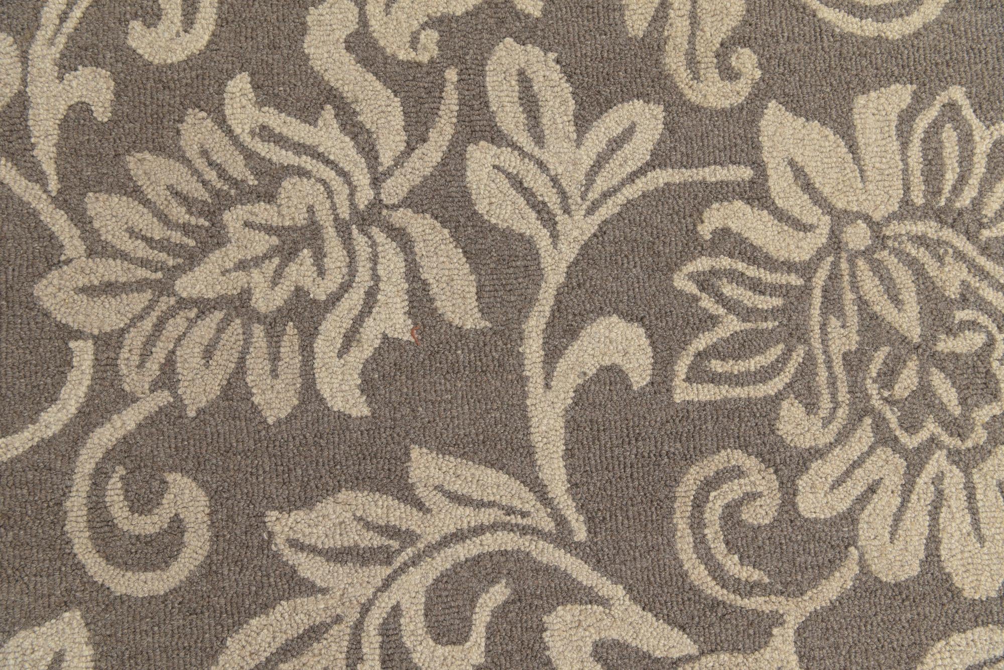 5' 1 x 8' Agra Wool Rug
