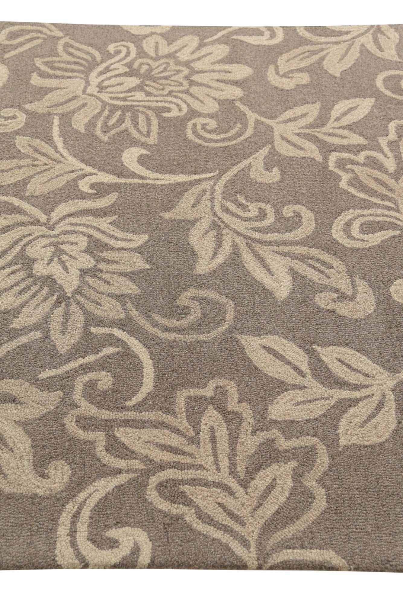 5' x 8' Agra Wool Rug