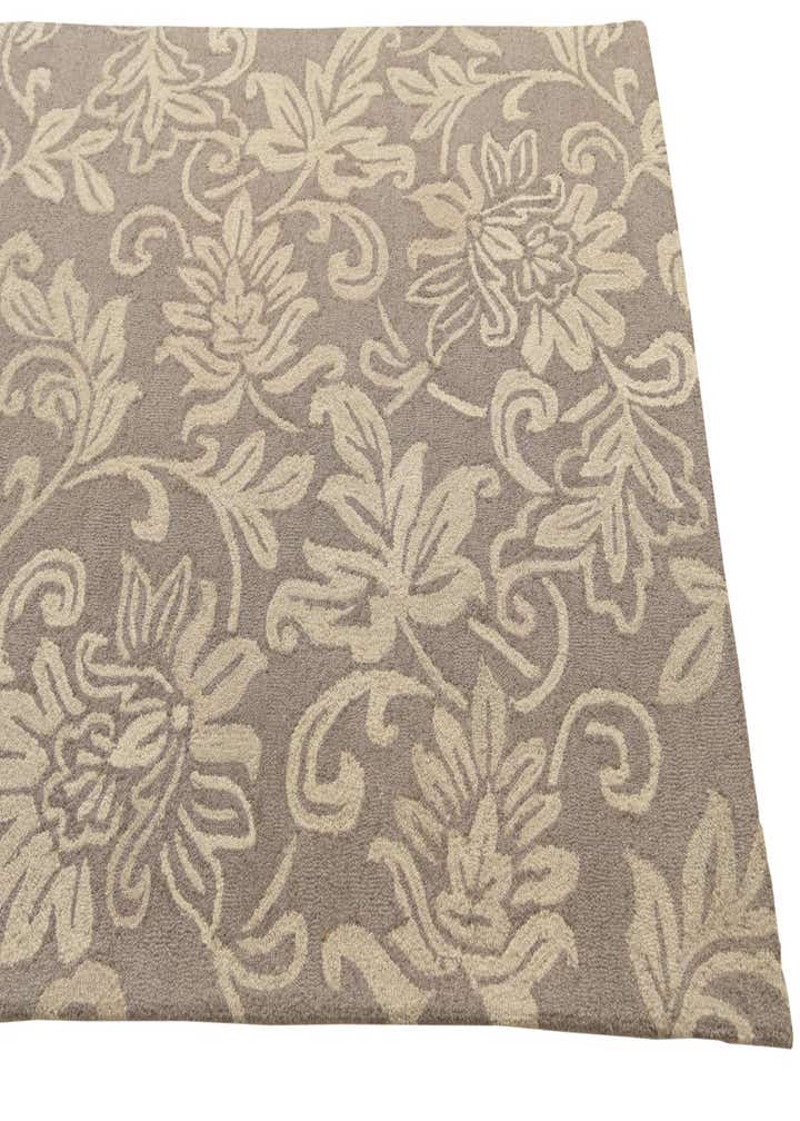 5' x 8' Agra Wool Rug