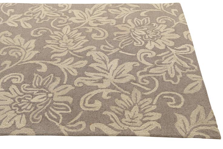 Detail image of 5' x 8' Agra Wool Rug