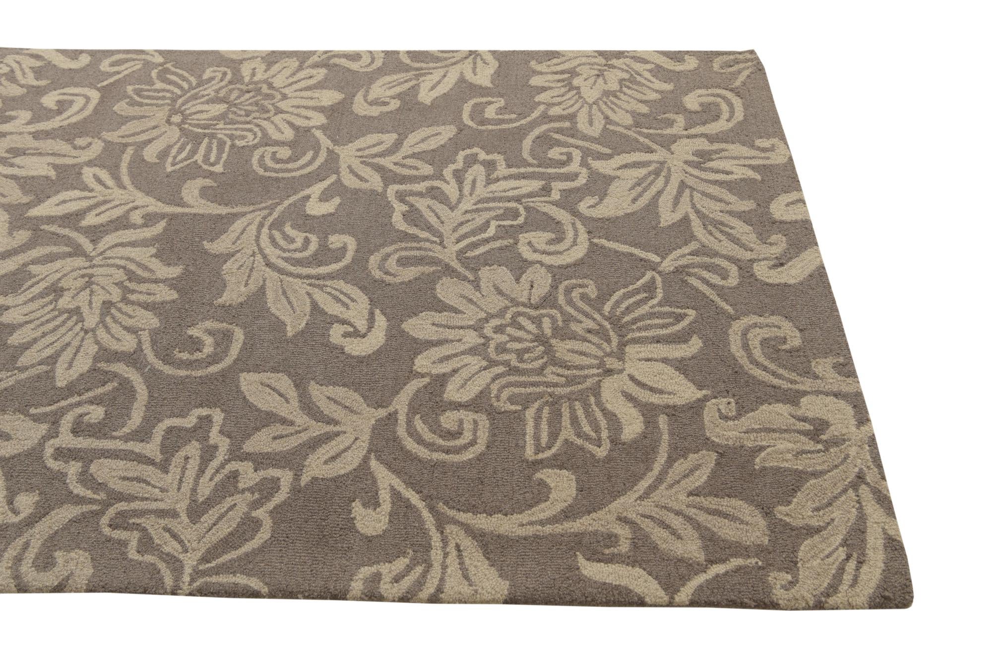 5' x 8' Agra Wool Rug