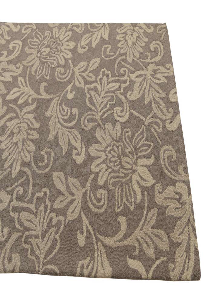 5' x 8' Agra Wool Rug