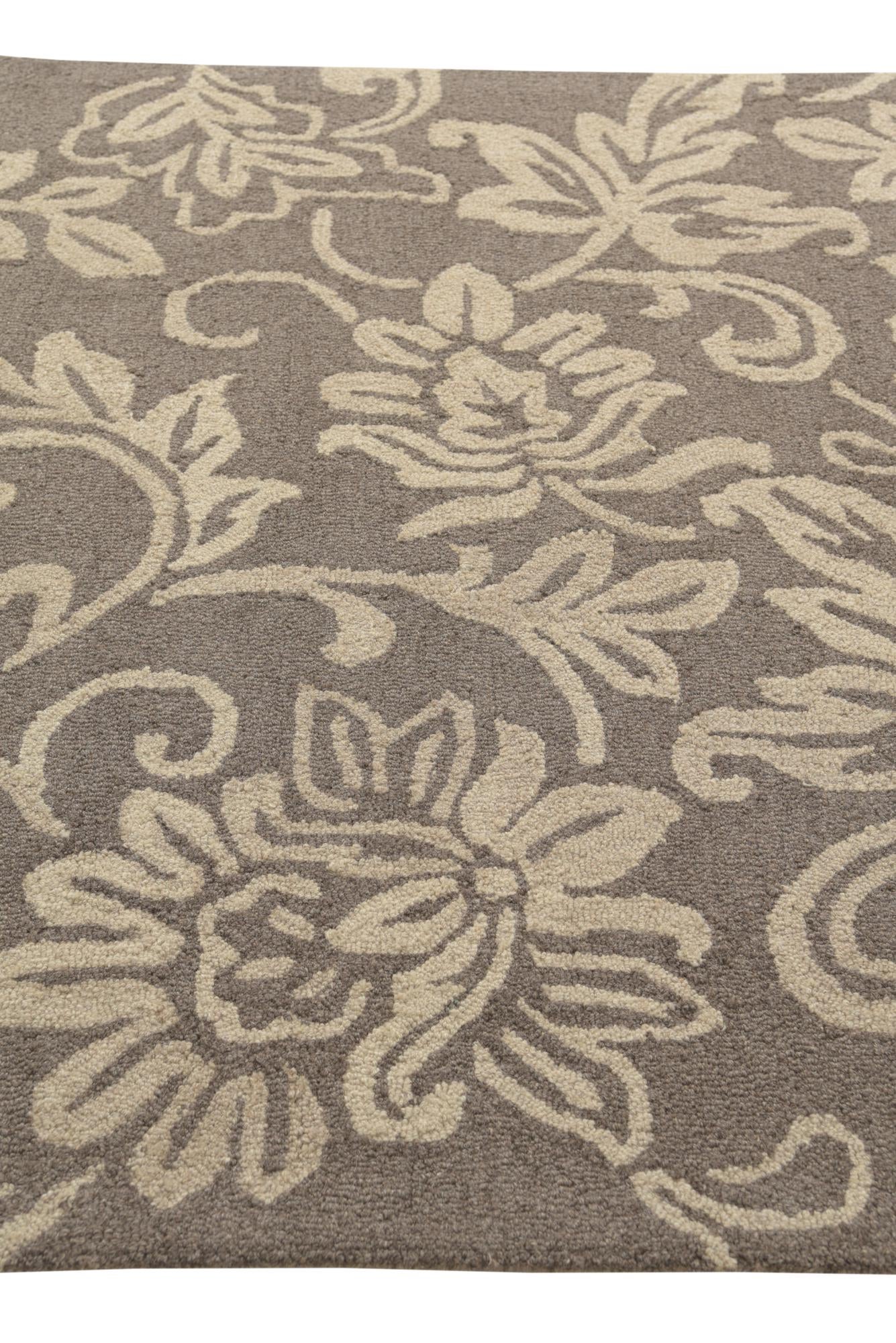 5' x 8' Agra Wool Rug